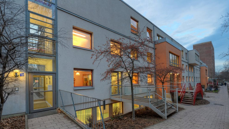 View of the children's day-care centre, where two day-care centres and a after-school day care centre work