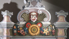 Die Bekrönungsmalerei des Pflanzenschranks in der Wunderkammer